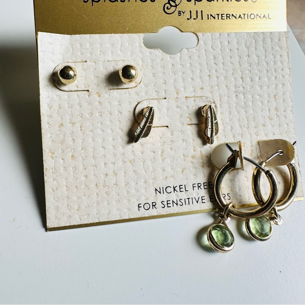 Earrings Set - Picture 4 of 4
